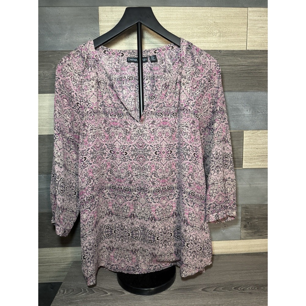 Cynthia Rowley Pink/Black‎ Mini Floral Boho Blouse Women's Small V Neck